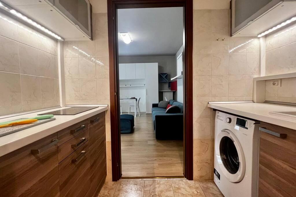 Urban House - Comfy Flat Navigli Milan Center Διαμέρισμα Εξωτερικό φωτογραφία
