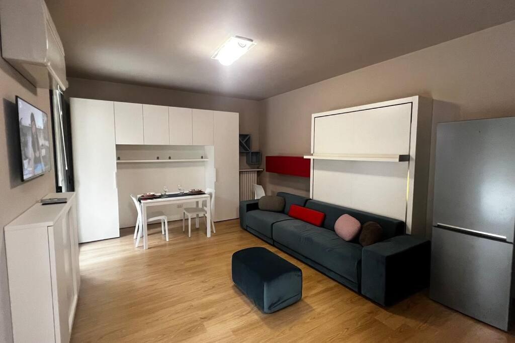 Urban House - Comfy Flat Navigli Milan Center Διαμέρισμα Εξωτερικό φωτογραφία